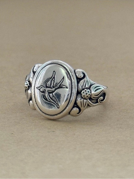 None Jewelry - Sterling Silver Bird Motif Signet Ring - Silver